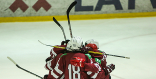 Latvijas U-16 hokejisti pirmajā mačā ar 5:3 uzveic Norvēģiju