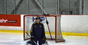 Aizvadīts vārtsargu trenera Petera Anderssona seminārs