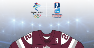 IIHF prezentē Latvijas hokeja izlases jaunos spēļu kreklus
