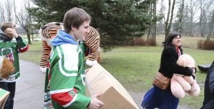 2014 "Lāči lido" mantiņas sāk ceļu pie bērniem