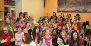 2014 "Lāči lido" mantiņas sāk ceļu pie bērniem