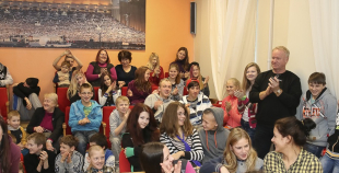 2014 "Lāči lido" mantiņas sāk ceļu pie bērniem