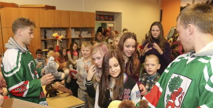 2014 "Lāči lido" mantiņas sāk ceļu pie bērniem