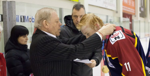 Par Latvijas ziemas Olimpiādes uzvarētājiem hokejā kļūst “Rīga”