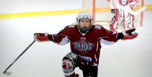 2015 LBJMH U-10 finālā uzvar "Prizma/Pārdaugava05"