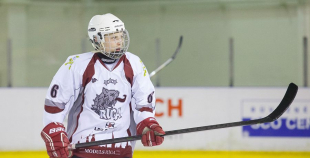 HS "Rīga 98" apspēlē "Valmieras HK", uzvar 1.līgas regulāro čempionātu