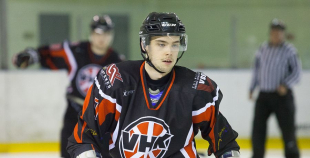 HS "Rīga 98" apspēlē "Valmieras HK", uzvar 1.līgas regulāro čempionātu