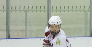 HS "Rīga 98" apspēlē "Valmieras HK", uzvar 1.līgas regulāro čempionātu