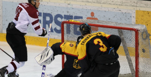 2015 IIHF U20 PČ: Latvija - Vācija 4:1