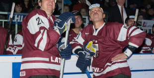 2016 Latvijas hokeja veterāni atzīst Krievijas leģendu pārākumu
