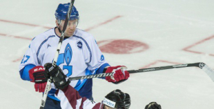 2016 Latvijas hokeja veterāni atzīst Krievijas leģendu pārākumu