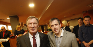 Liepājā sumina hokeja treneri Aleksandru Cicurski