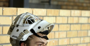 2016 Latvijas hokeja izlases kandidāti uzveic Latvijas jauniešu izlasi