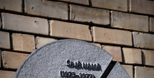 Atklāj Viktoram Tihonovam veltītu piemiņas plāksni