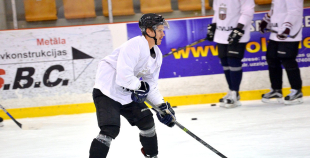 2016 Latvijas izlases kandidāti gatavojas jaunajai hokeja sezonai