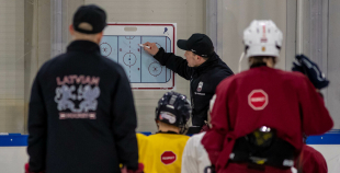 FOTO: Latvijas U-18 hokeja izlases treniņš