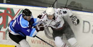 Foto: "Dinamo/Juniors" uzvar Ozolniekus