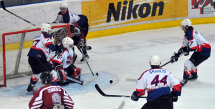 "Dinamo/Juniors" viena soļa attālumā no 'čempiona titula