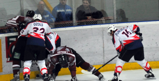 "Dinamo/Juniors" viena soļa attālumā no 'čempiona titula