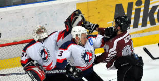 "Dinamo/Juniors" viena soļa attālumā no 'čempiona titula