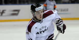 Foto: Latvija atkārtoti uzvar Baltkrieviju