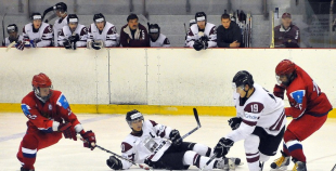 U-20 izlases hokejisti zaudē Krievijai