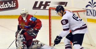 U-20 izlases hokejisti zaudē Krievijai