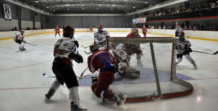 Energija savā laukumā  pieveic Ogri