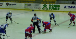 Latgales pārliecinošā uzvara viesos pār HK Ogre