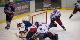 Liepāja pārliecinoši apspēlē HK Ogre