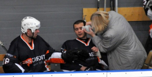 Ozolnieki rezultatīvā spēlē pārspēj SMScredit.lv