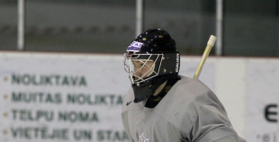 Latvijas izlase aizvada pirmo treniņu