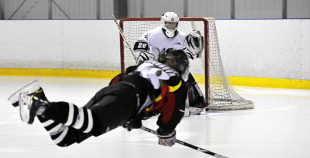 "Laima" divreiz piekāpjās Minkas "Panteras"