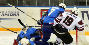 Latvija U-18 - Kazahstāna U-18 8:1