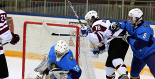 Latvija U-18 - Kazahstāna U-18 8:1
