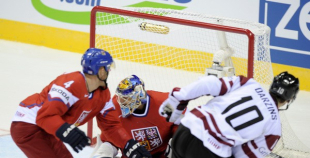 Latvija čempionātu sāk ar cienīgu zaudējumu čehiem