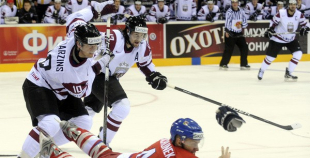 Latvija čempionātu sāk ar cienīgu zaudējumu čehiem