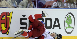 Latvija čempionātu sāk ar cienīgu zaudējumu čehiem