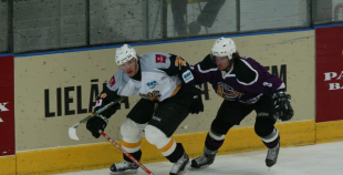 In memoriam. Kārlis Skrastiņš 1974-2011