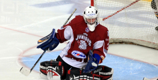 Saspringtā spēlē "HS Rīga/Prizma" apspēlē HK "Juniors"