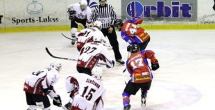 HK "Juniors" ar rezultātu 7:4 uzveic "JLSS/Zemgale"