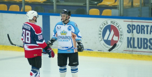 "Liepājas Metalurgs 2" spraigā spēlē pārspēj čempionāta līdervienību "Ozolnieki/Monarch"