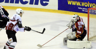 "Juniors" viesos uzveic "HS Rīga/Prizma"