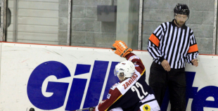 "Juniors" viesos uzveic "HS Rīga/Prizma"