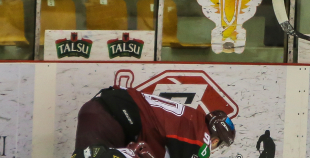 Latvijas nacionālā izlase treniņspēlē uzveic Latvijas U-18 valstsvienību