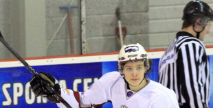 "Juniors" pēcspēles metienos uzveic "Prizmu"