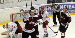 Nolana debijā Latvija zaudē dāņiem