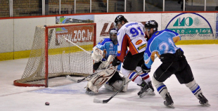 "JLSS/Zemgale" savā laukumā pieveic čempionāta līderus