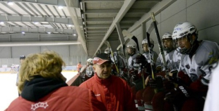 HK "Rīga95" apspēlē "Energiju" un kvalificējas izslēgšanas spēlēm