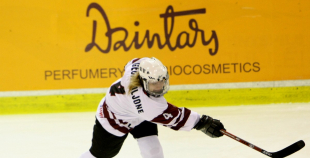 Latvijas sieviešu hokeja izlase izcīna otro uzvaru PČ pirmajā divīzijā